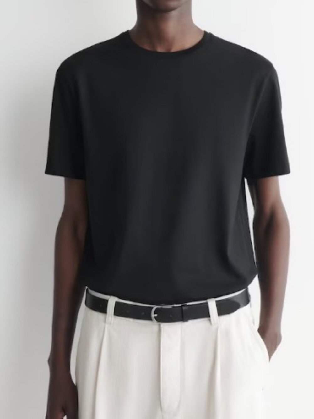 COS crewneck short sleeve t-shirt black men's